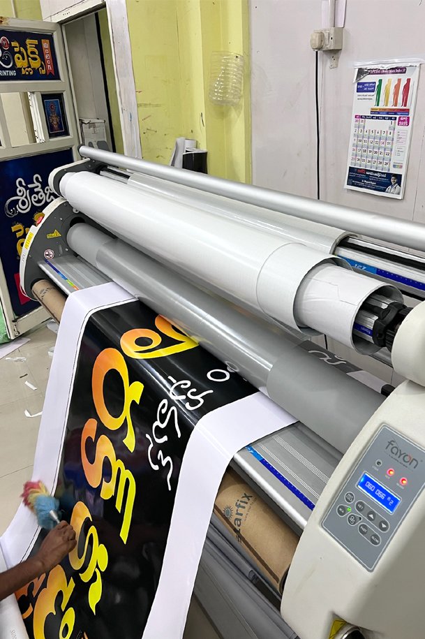Outdoor banners